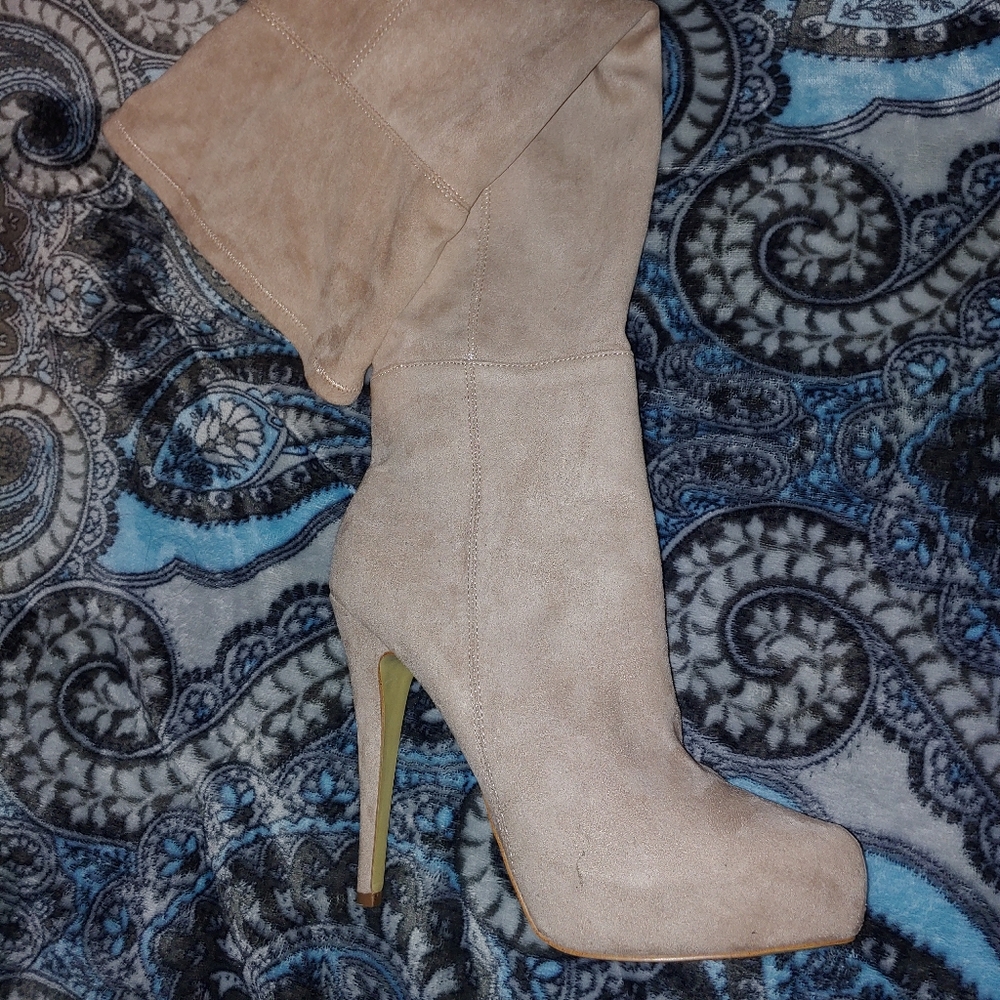 Bebe Rihanna thigh high boots size 9